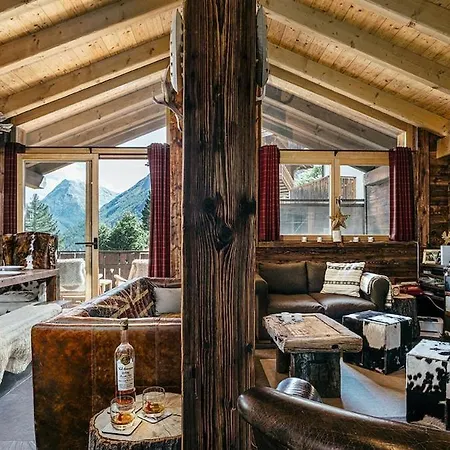 Domek alpejski Mouton A 4-bedroom Alpine Chic Escape In *