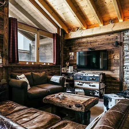 Mouton A 4-bedroom Alpine Chic Escape In * Saas Fee