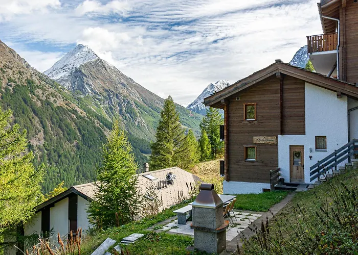 Alpesi faház Mouton A 4-bedroom Alpine Chic Escape In *