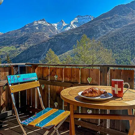 Chalet Mouton A 4-bedroom Alpine Chic Escape In Saas-Fee