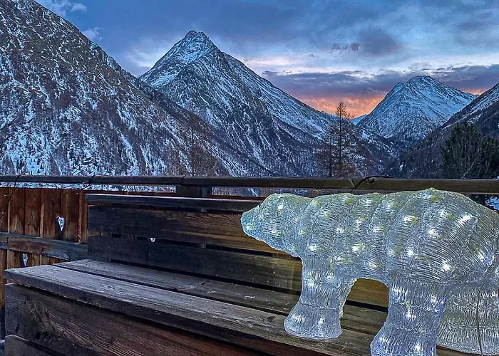Mouton A 4-bedroom Alpine Chic Escape In Chalet Saas-Fee